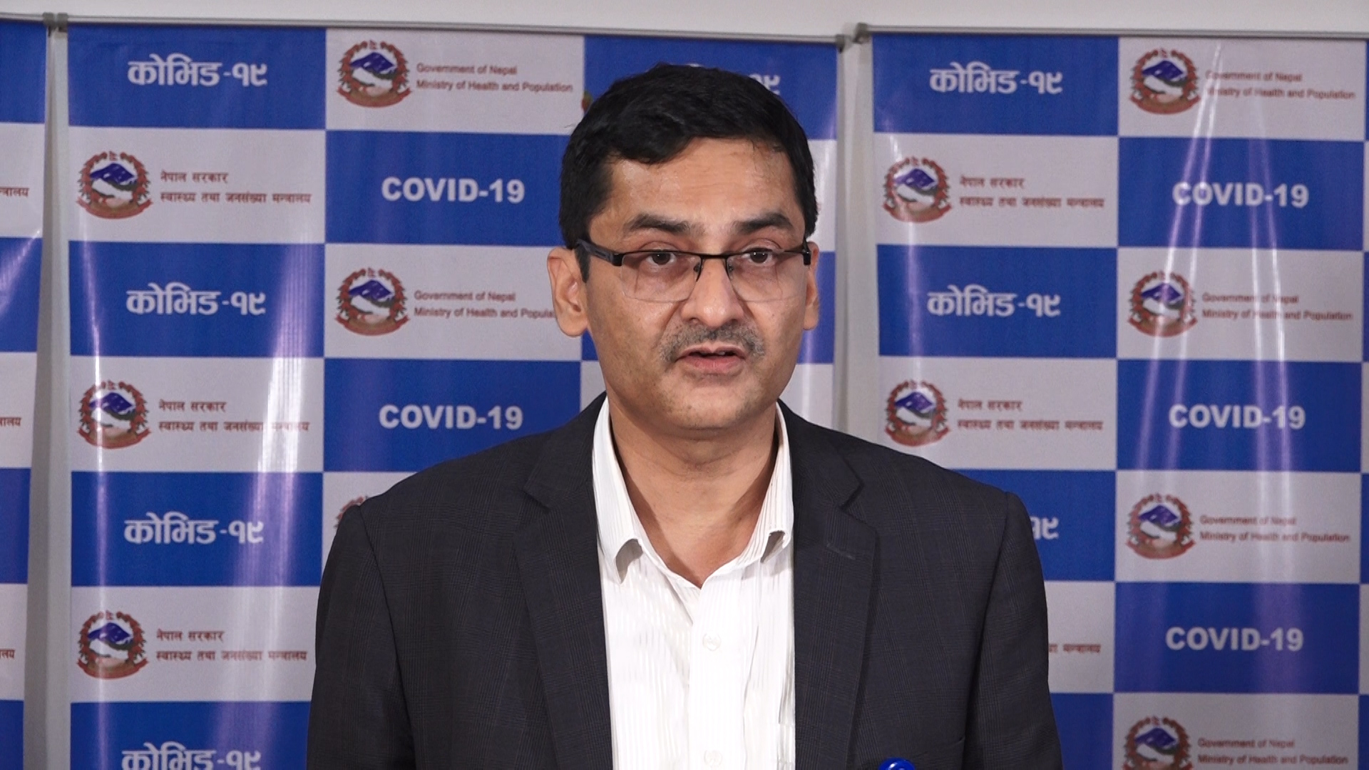 नेपालमा आज एकै दिन १ सय १४ जना कोरोना संक्रमित थपिए, संक्रमितको संख्या ८ सय ८६ पुग्यो