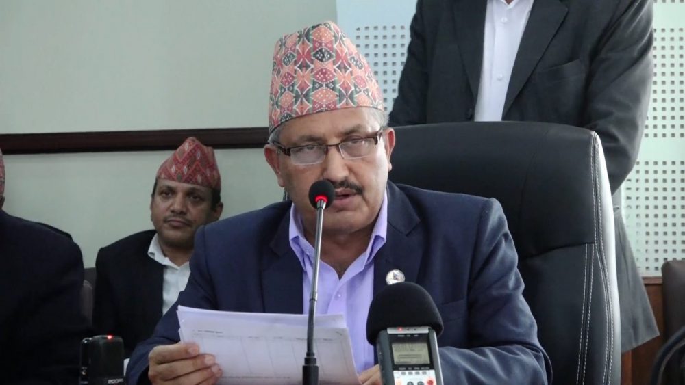 शिक्षामन्त्रीले ठोस निर्णय गर्न नसक्दा शैक्षिक सत्र अलमल