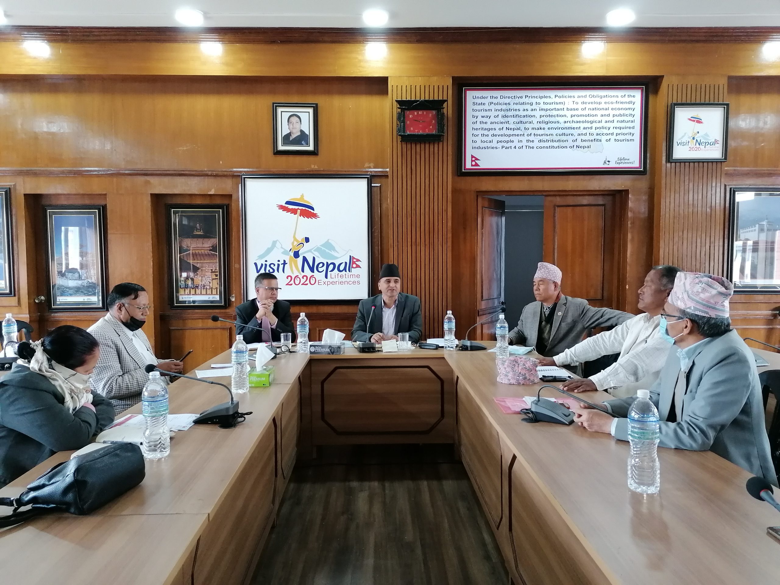 बिगतका कार्यक्रम यथावत राख्दै नयाँ कार्यक्रम ल्याउने मन्त्रीको भट्टराईको प्रतिबद्धता