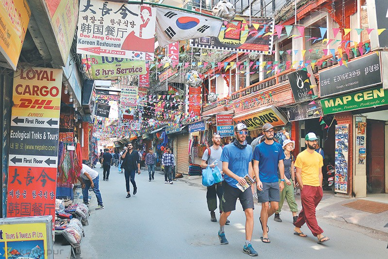 कोभिड १९को मार बाट ठमेलको पर्यटनलाई बचाउन लागि व्यवसायी र घरधनी वीच सहकार्य