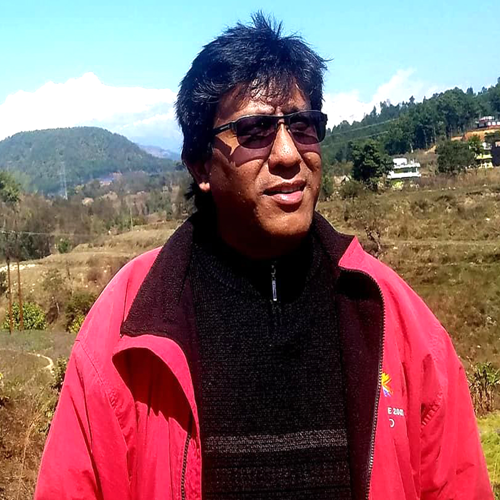 फ्ल्यासब्याकमा हेलम्बु -नियात्रा