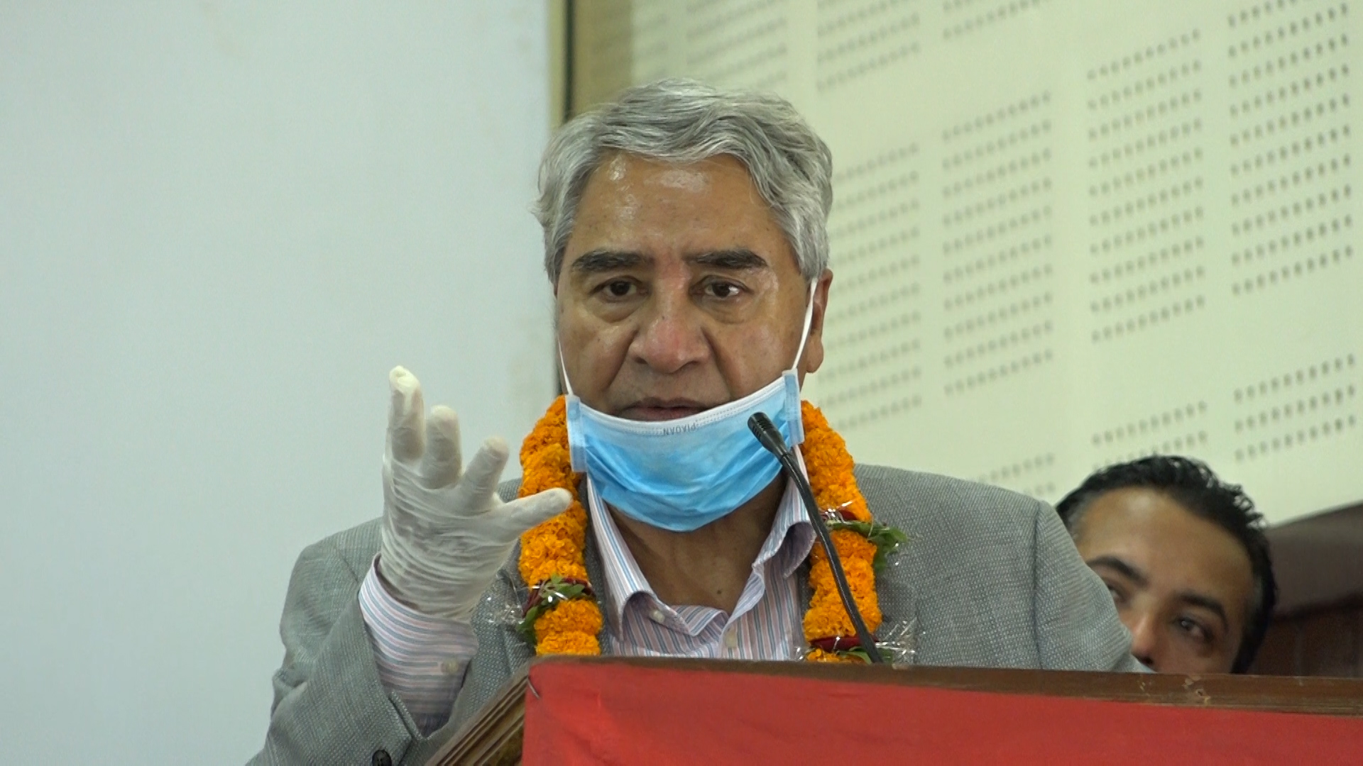 राष्ट्रको इज्जत र प्रतिष्ठा बढाइरहेका खेलाडीहरुले उचित तलब र भत्ता पाउनु पर्छ कांग्रेस सभापति देउवा