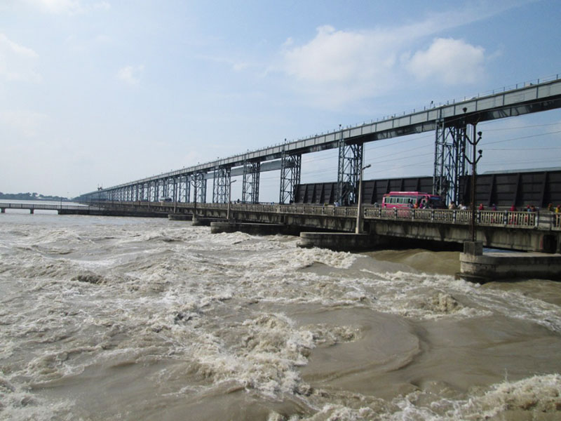 सप्तकोसीमा बहाव बढेपछि उदयपुरमा कटान थाल्यो,राहत र उद्धारमा जुट्न सरकारको निर्देशन