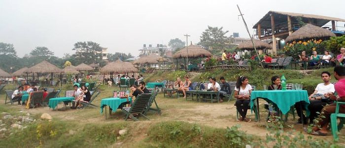 सौराहामा पर्यटकिय चहलपहल बढ्यो
