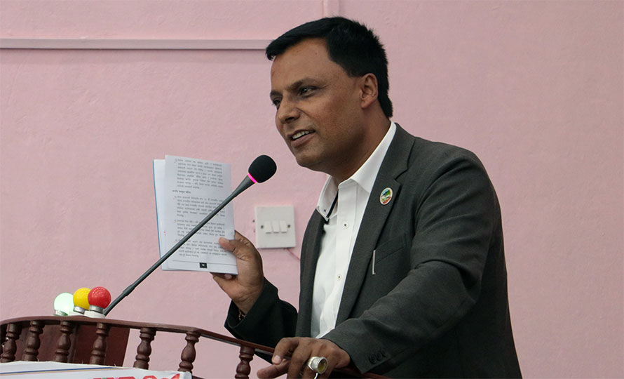 प्रदेशसभा सदस्य दवाडीद्वारा आफ्नो तलबभत्ता कोरोना नियन्त्रणमा सहयोग