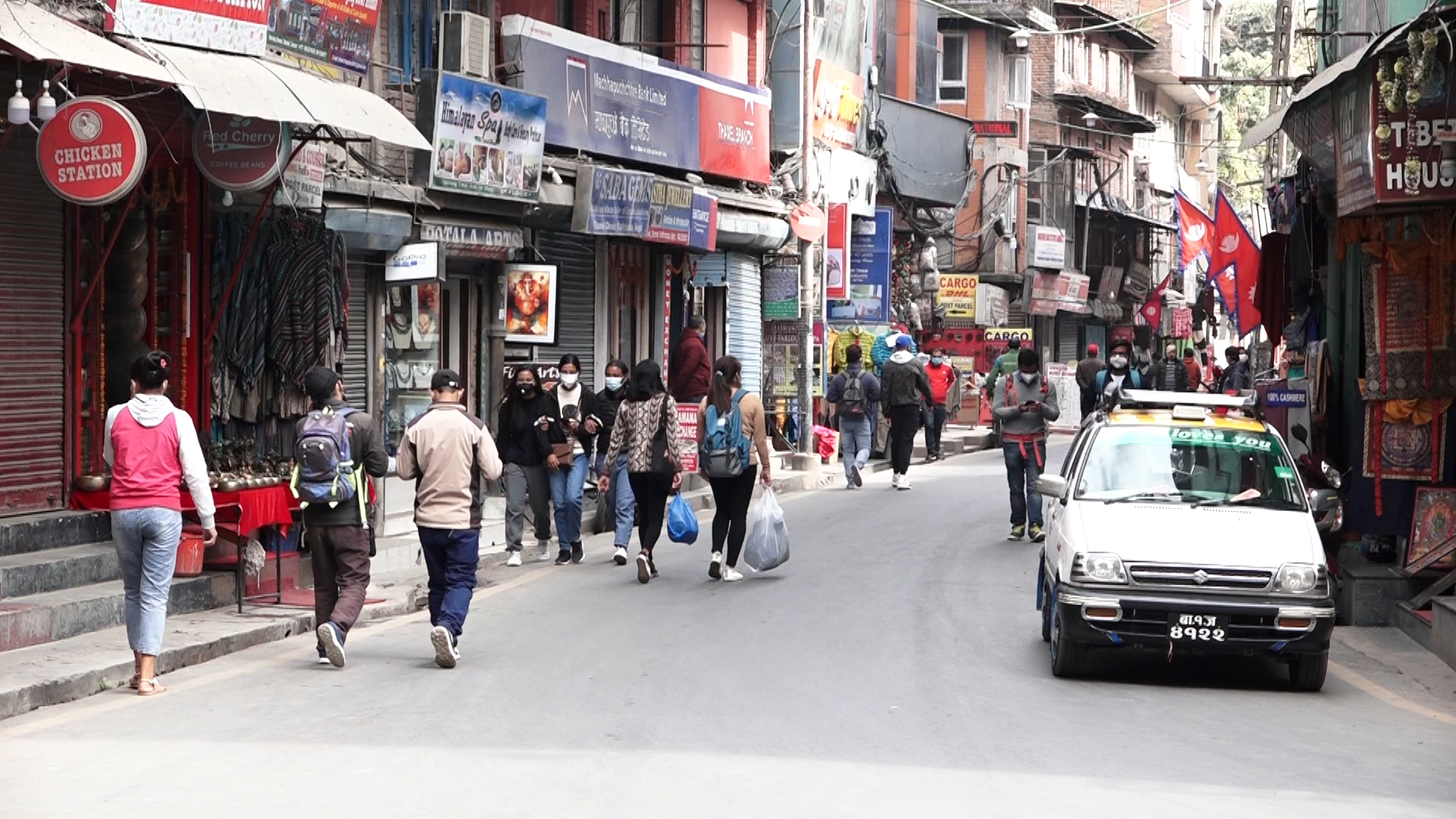 विस्तारै लयमा फर्कदै ठमेल