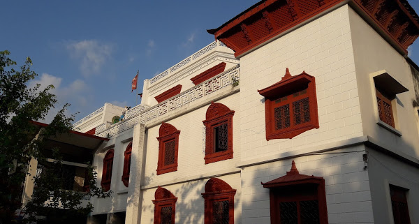 वीरेन्द्र सभागृहको पुनर्निर्माण प्रबलीकरण प्रविधिबाट