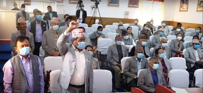 आज पनि अवरुद्ध बन्न पुग्यो प्रदेश १को बैठक