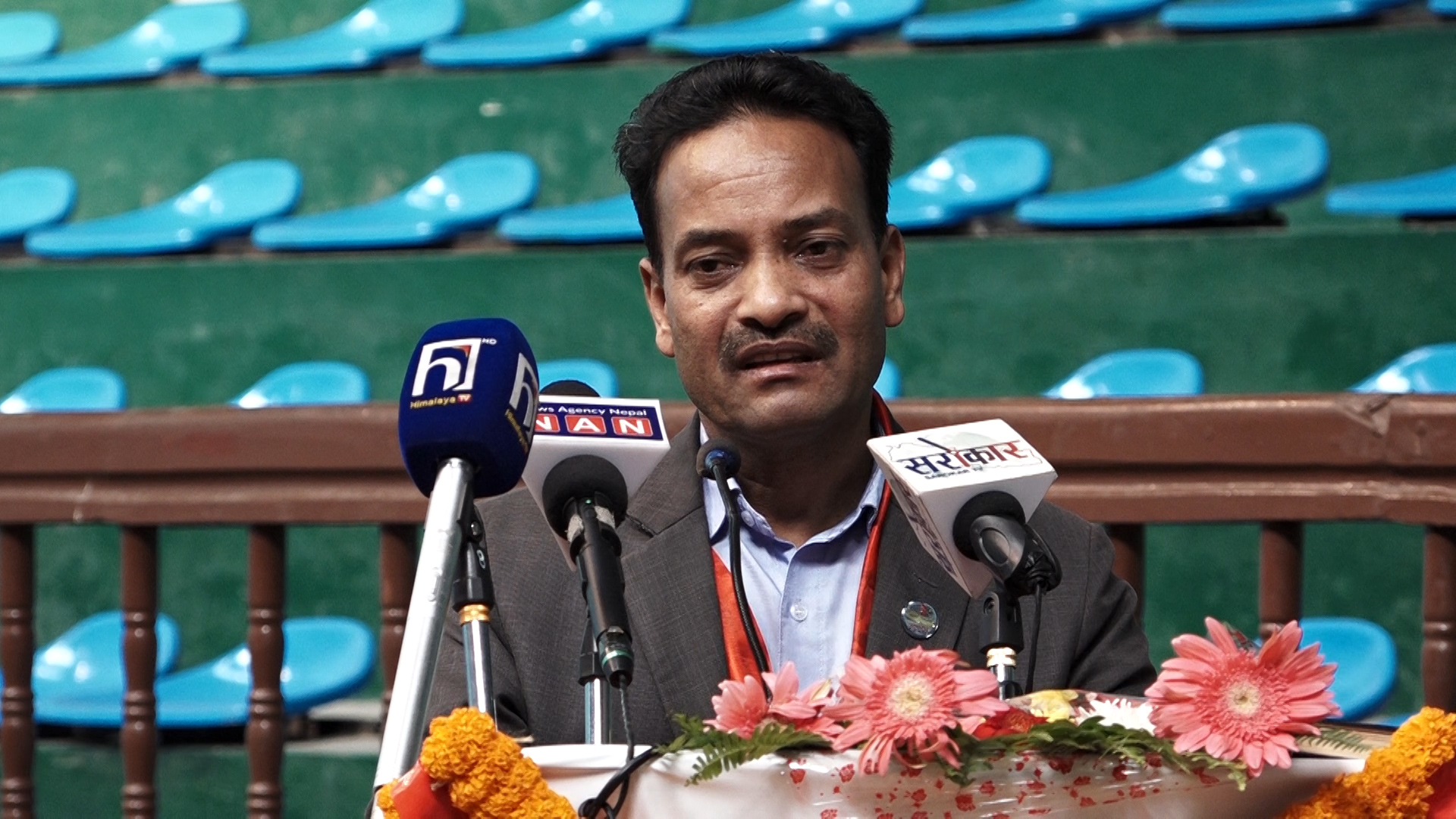 खेलकुद परिषदको र मन्त्रालयको गरिमा बढाउने योजनामा साथ दिन मन्त्रीको आग्रह