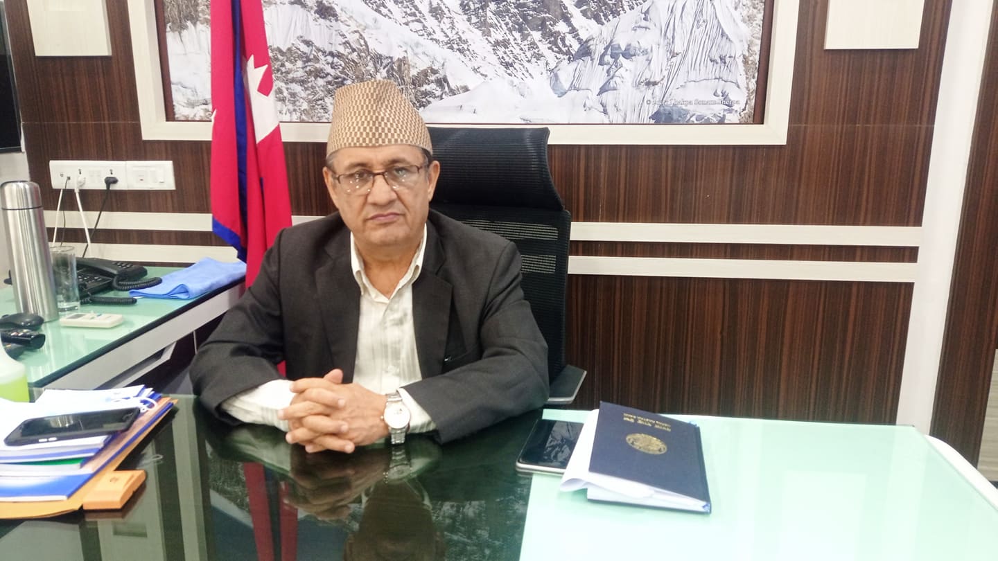 राजीनामा दिदै प्रदेश १ का मुख्यमन्त्री आचार्य