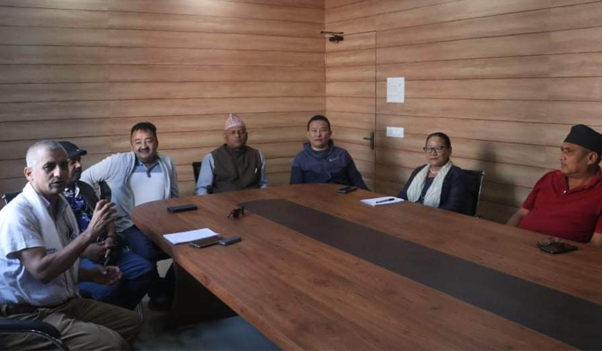 विपक्षी गठबन्धनले मुख्यमन्त्री भीम आचार्यको विपक्षमा मतदान गर्ने