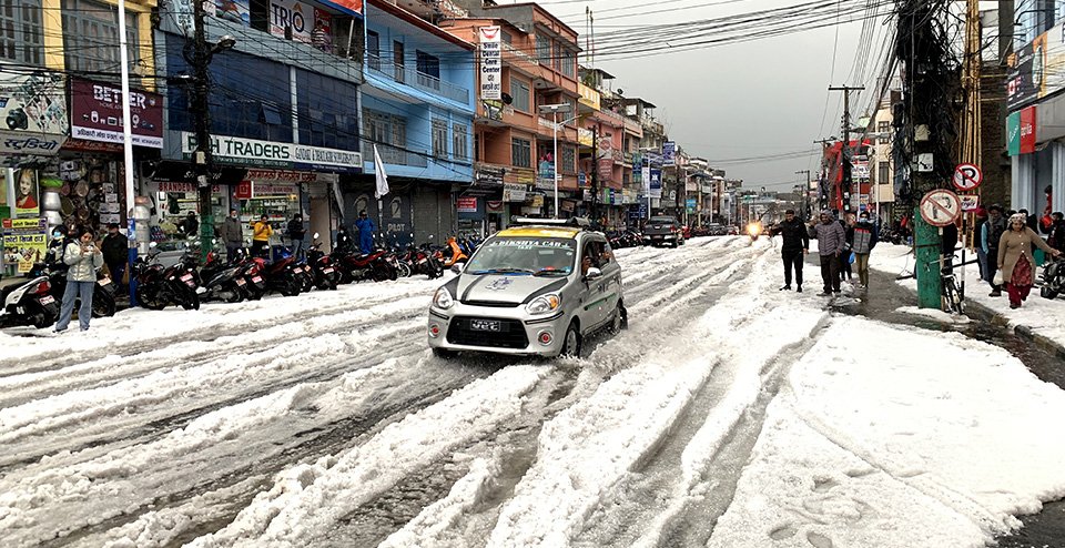 पोखरामा परेको असिनापानीले ११ करोड क्षति