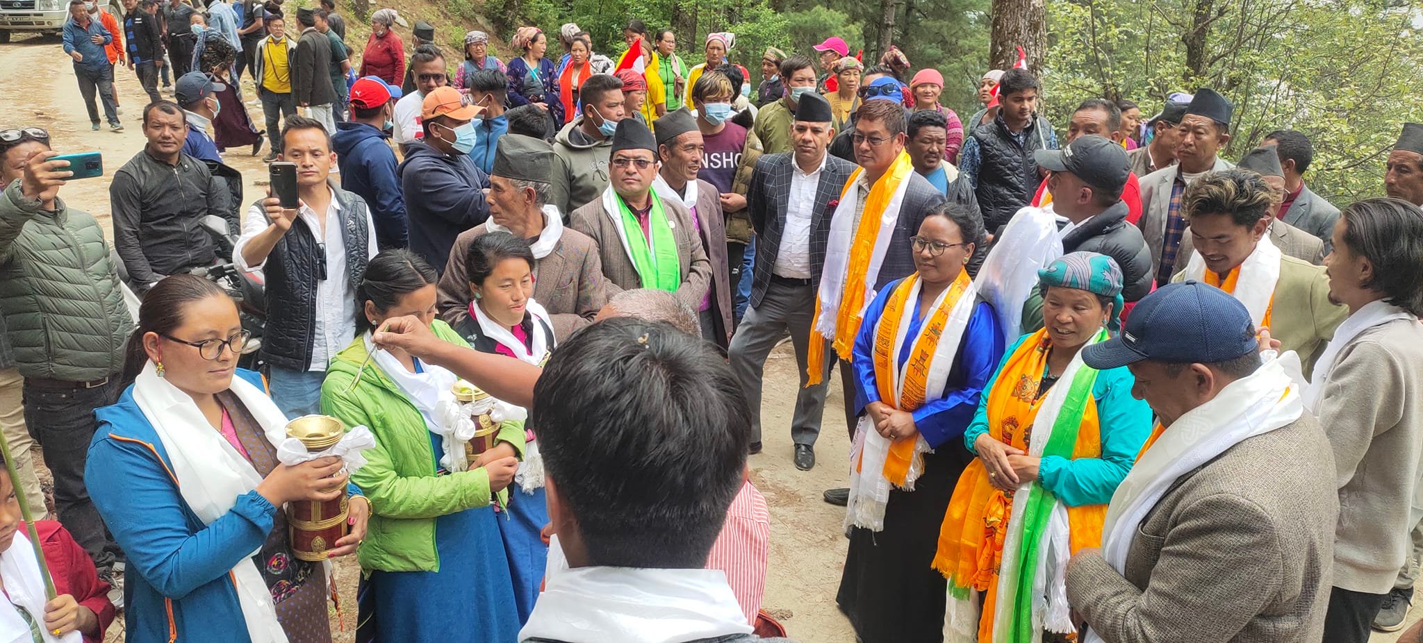 रसुवाको गोसाईकुण्ड गाँउपालिकामा घरदैलो अभियानलाई तीव्रता