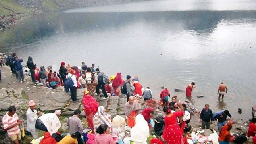गोसाइँकुण्डमा लाग्ने गंगा दशहरा मेला आजबाट सुरु