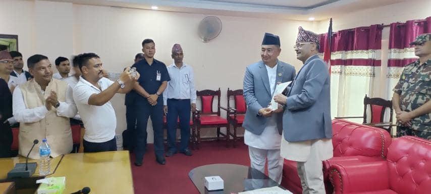 गाविस अध्यक्ष देखि मुख्यमन्त्री सम्म