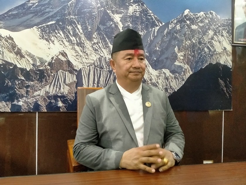 मुख्यमन्त्री लामाले आज विश्वासको मत लिँदै