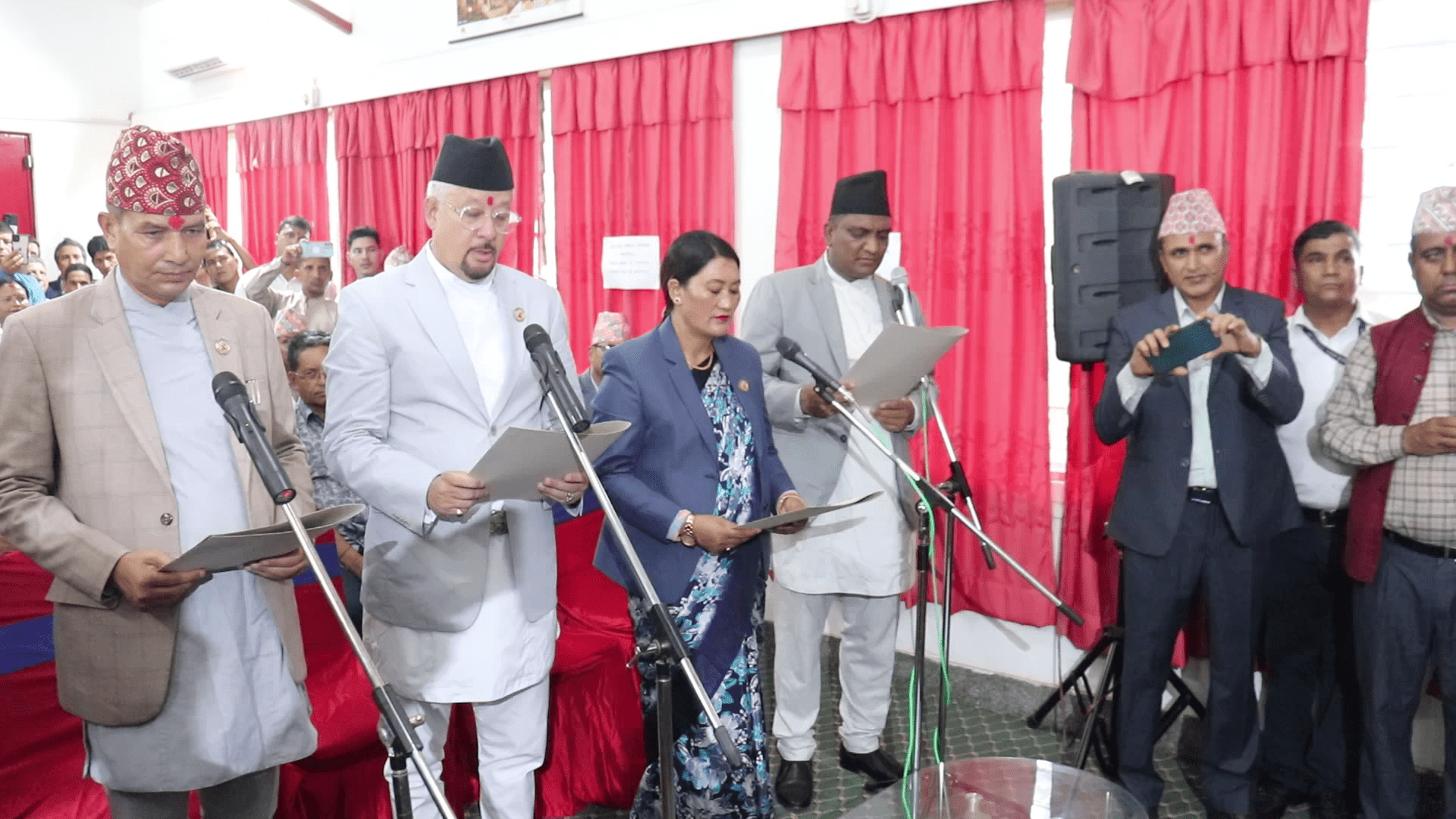 कर्णालीमा चार मन्त्रीले लिए शपथ
