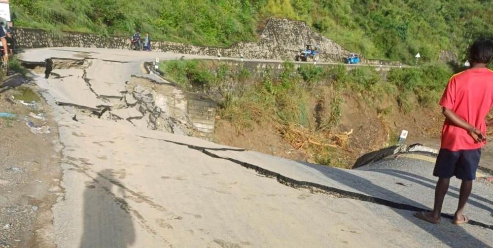 बीपी राजमार्गमा तत्काल यातायात सञ्चालन नहुने