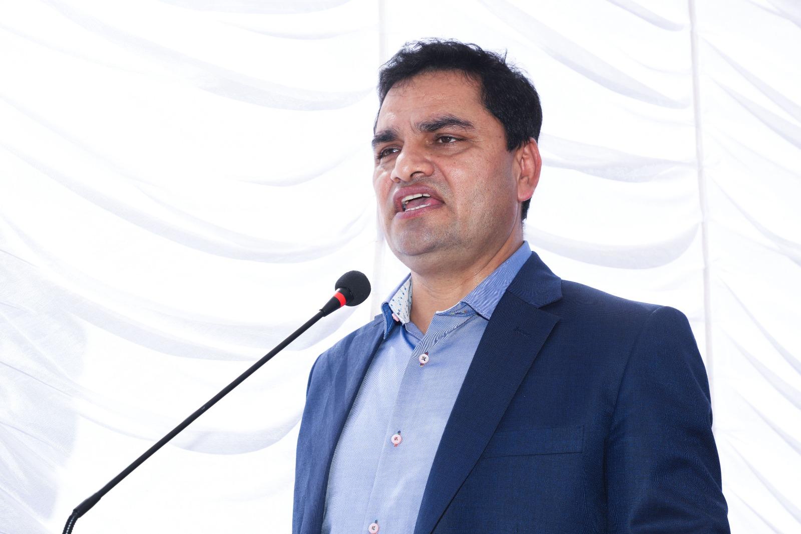 जन्मना साथ शिशुका थप चार परीक्षण गरिने