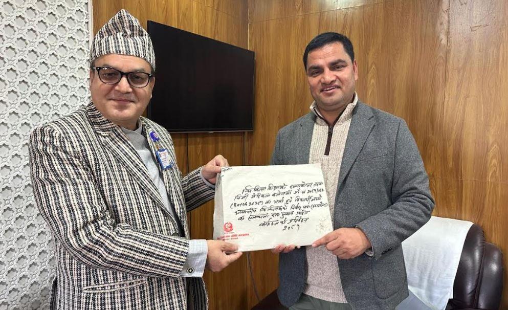 निजीमा स्नातकोत्तर पढ्ने आवासीय चिकित्सकलाई सरकारीसरह निर्वाह भत्ता दिन सुझाव