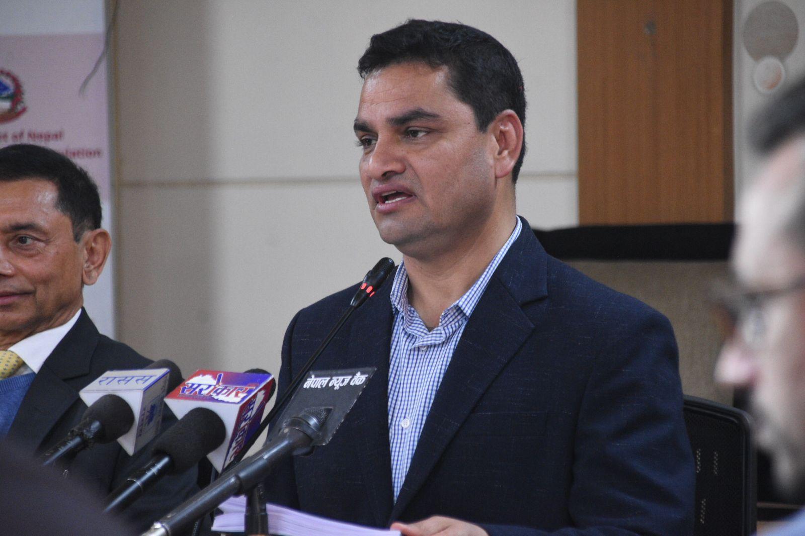 स्वास्थ्य संस्था सञ्चालन मापदण्ड परिमार्जन गर्ने स्वास्थ्य मन्त्री पौडेलको तयारी