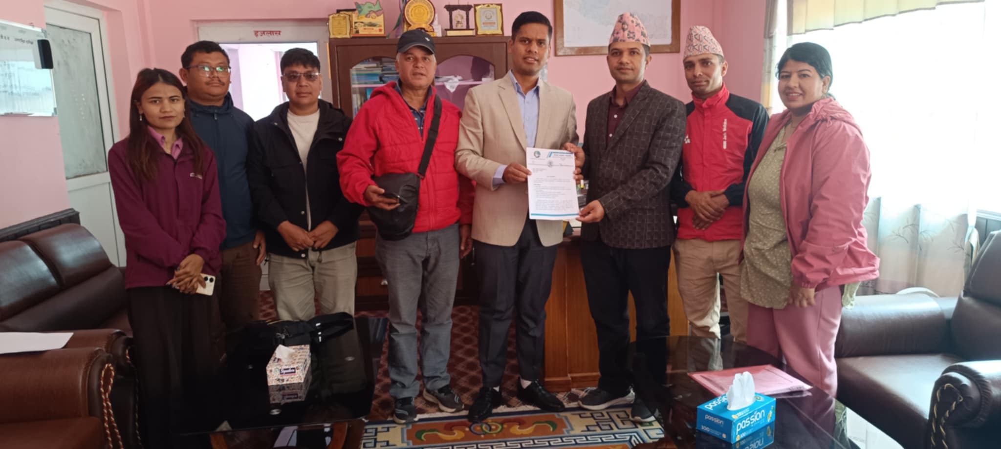 पत्रकार हत्याको विरोधमा रसुवाका प्रजिअलाई ध्यानाकर्षण पत्र