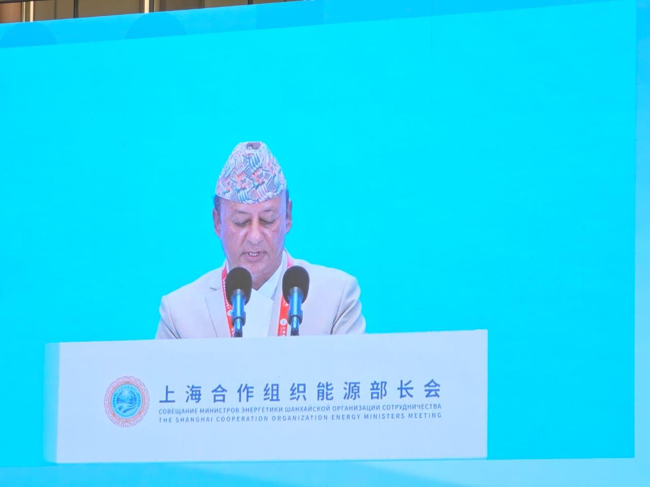 नेपाल क्षेत्रीय ऊर्जा सहकार्यमा अग्रसर: मन्त्री खड्का
