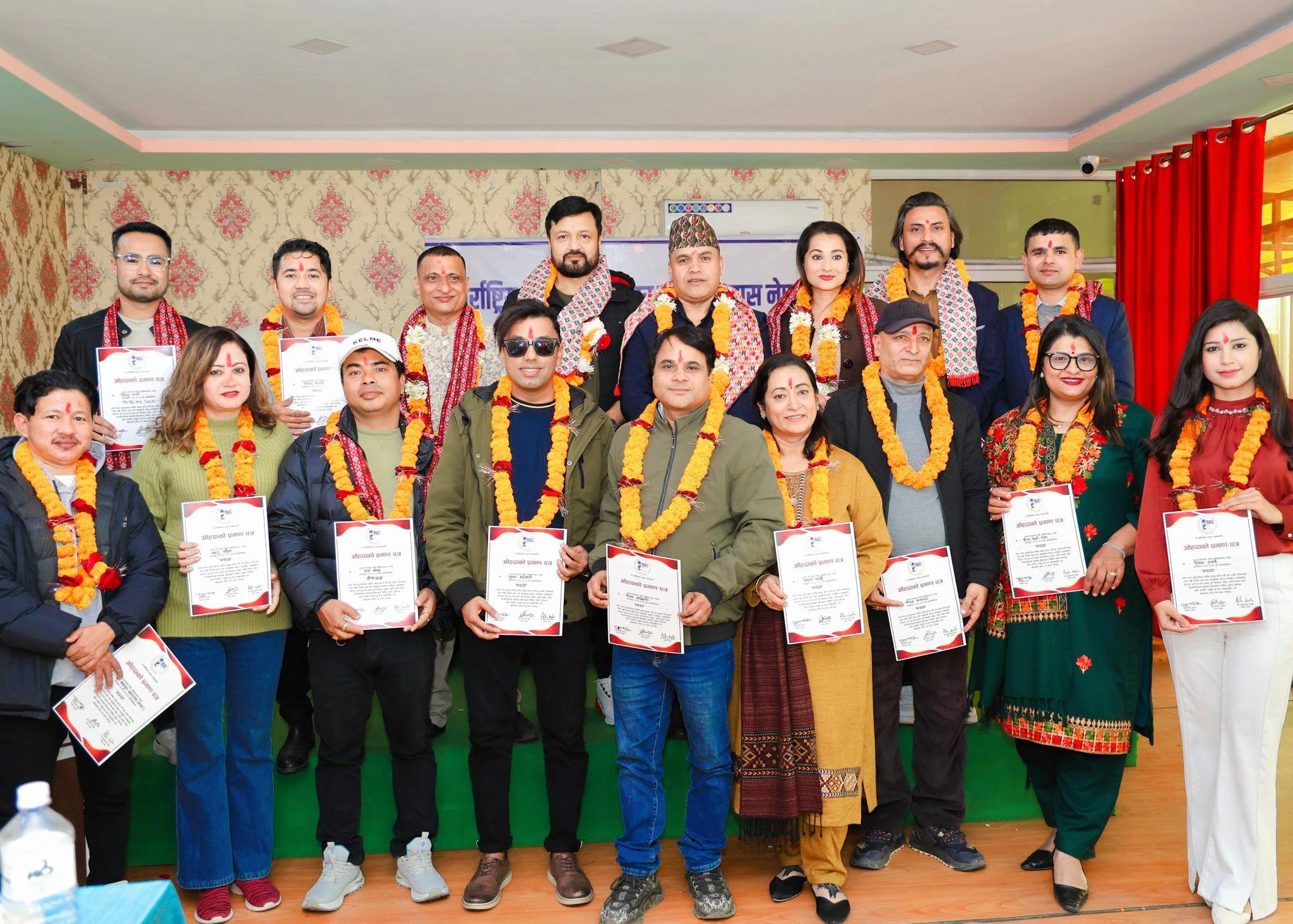 इनास नेपालमा १७ सदस्यीय नयाँ कार्यसमिति अध्यक्षमा निर्देशक ऋषि लामिछाने