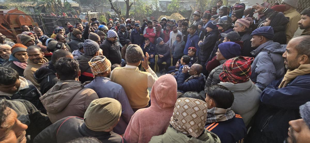 सुनसरीमा सशस्त्र प्रहरीको गोलीबाट एक जनाको मृत्यु ,स्थानीय प्रर्दशनमा