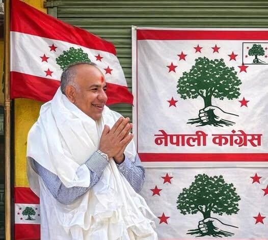 रसुवामा काँग्रेसबाट मोहन आचार्यको उम्मेदवारी दर्ता