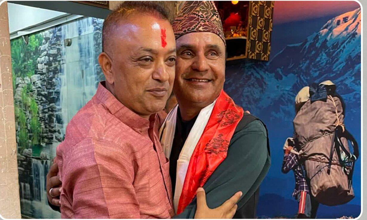 रास्वपा मकवानपुरका सभापति भरतप्रसाद पराजुली काँग्रेस प्रवेश