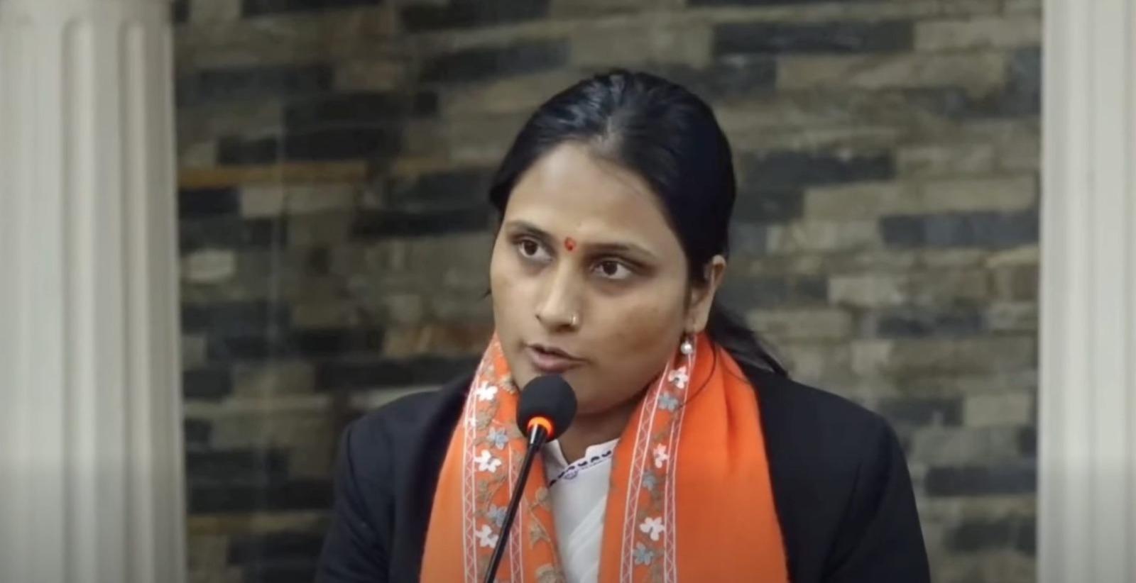 पार्टी विधि र विधान विपरीत चलेको भन्दै रास्वपाकी मधेस संस्थापक सभापति ममताले दिइन् राजीनामा