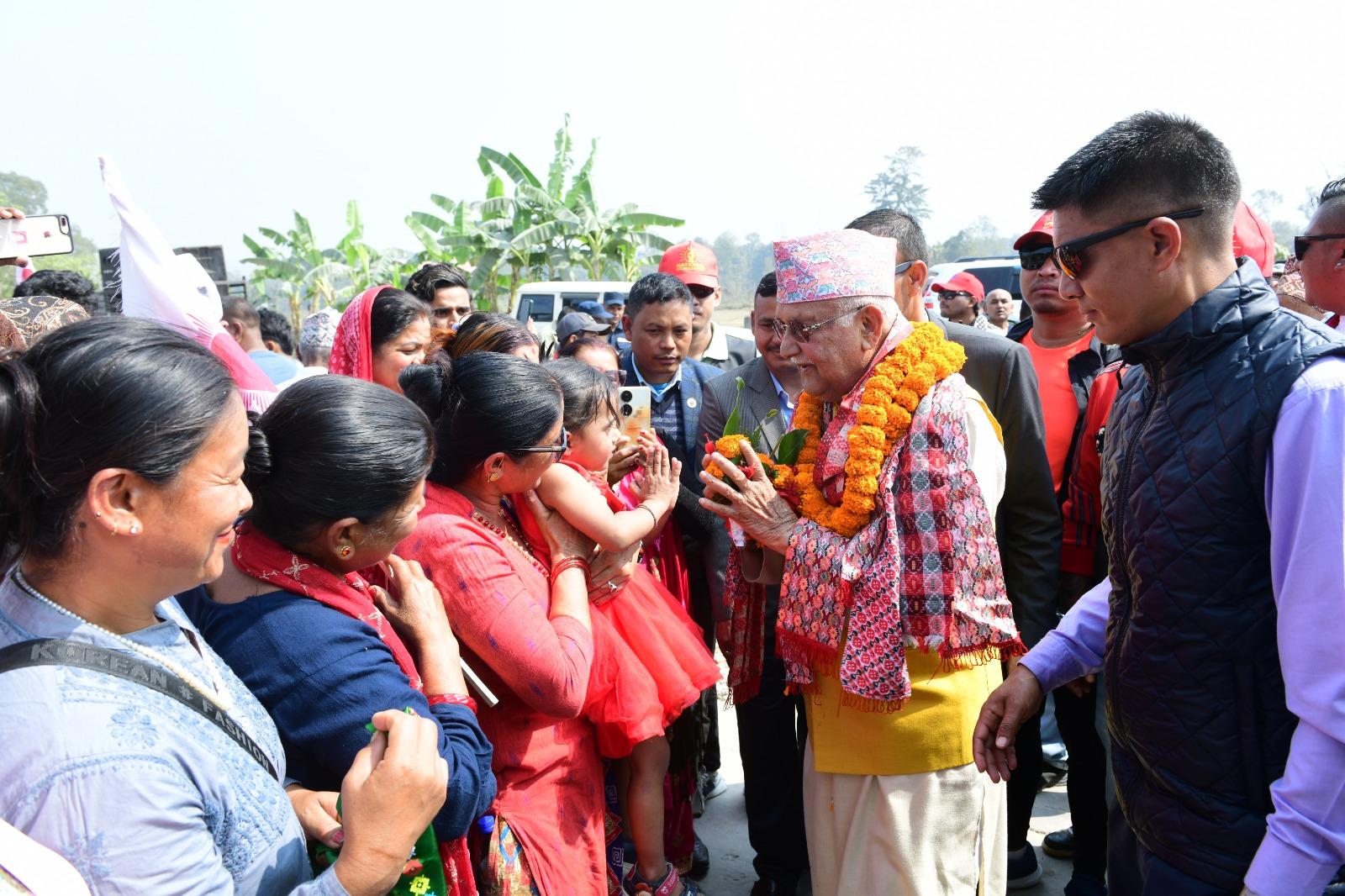 छलपूर्ण प्रचारबाट मतदाता ठगिनु हुँदैन: एमाले अध्यक्ष ओली
