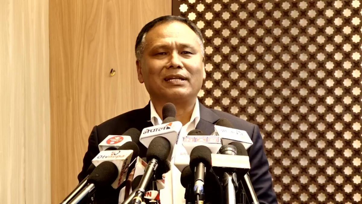 सडकबाटै सरकार चलाउने उज्यालो नेपाल पार्टीको घोषणा