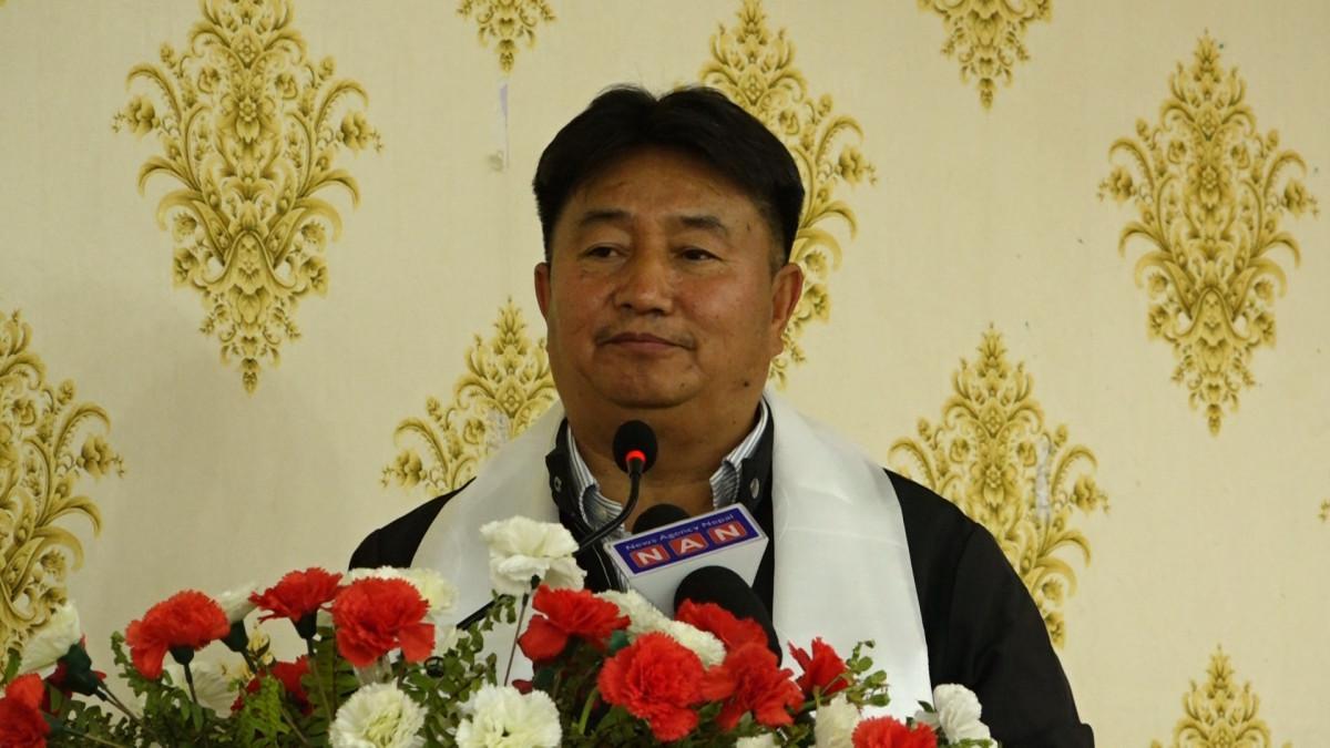 निर्माण व्यवसायीका समस्या समाधानका लागि प्रभावकारी कानून आवश्यक:पूर्वमुख्यमन्त्री लामा