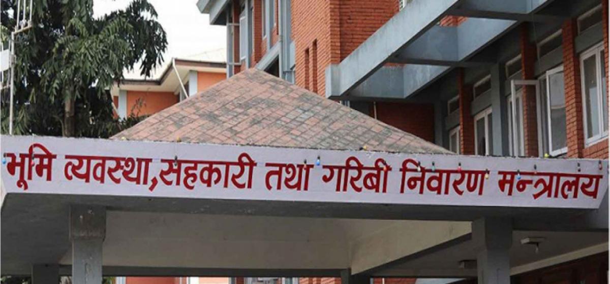 समस्याग्रस्त सहकारीको ऋण तिर्न १५ दिने सूचना