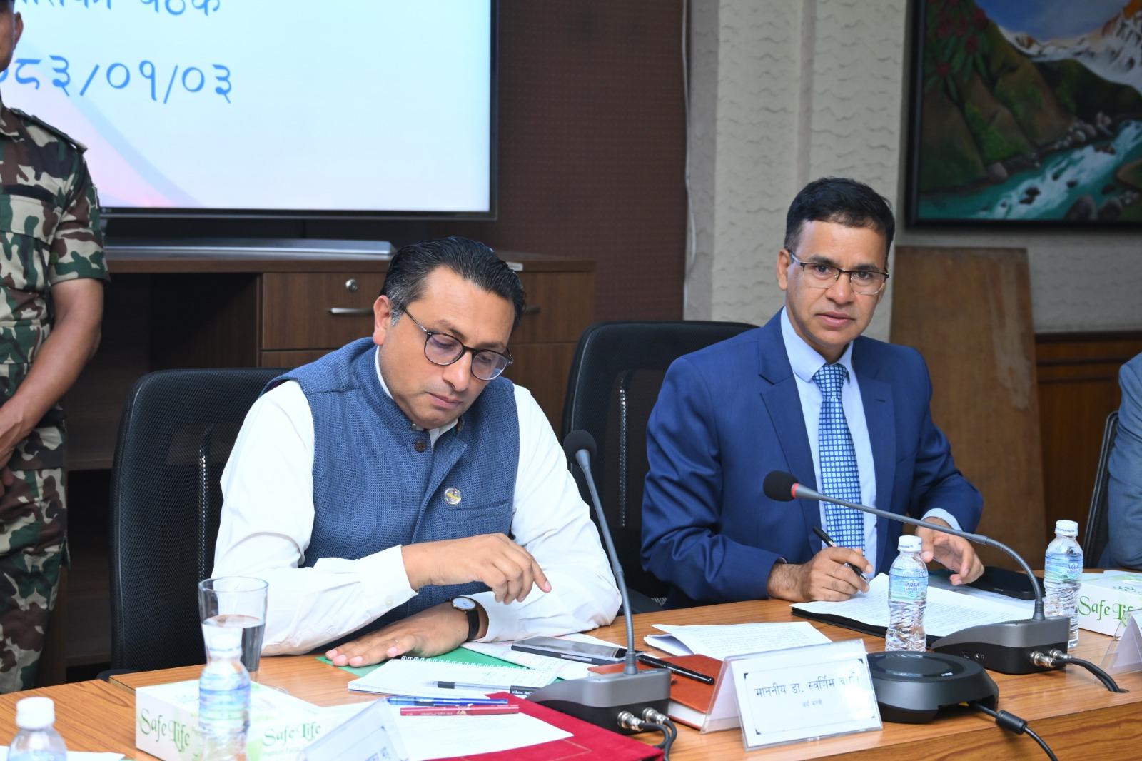 वर्तमान सरकार संविधानप्रति पूर्ण रूपमा प्रतिवद्ध छ : अर्थमन्त्री डा. वाग्ले