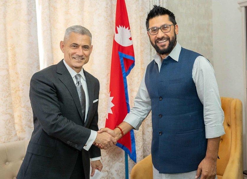अमेरिकी सहायक विदेश मन्त्री कपुर र रास्वपा सभापति लामिछानेबिच भेट