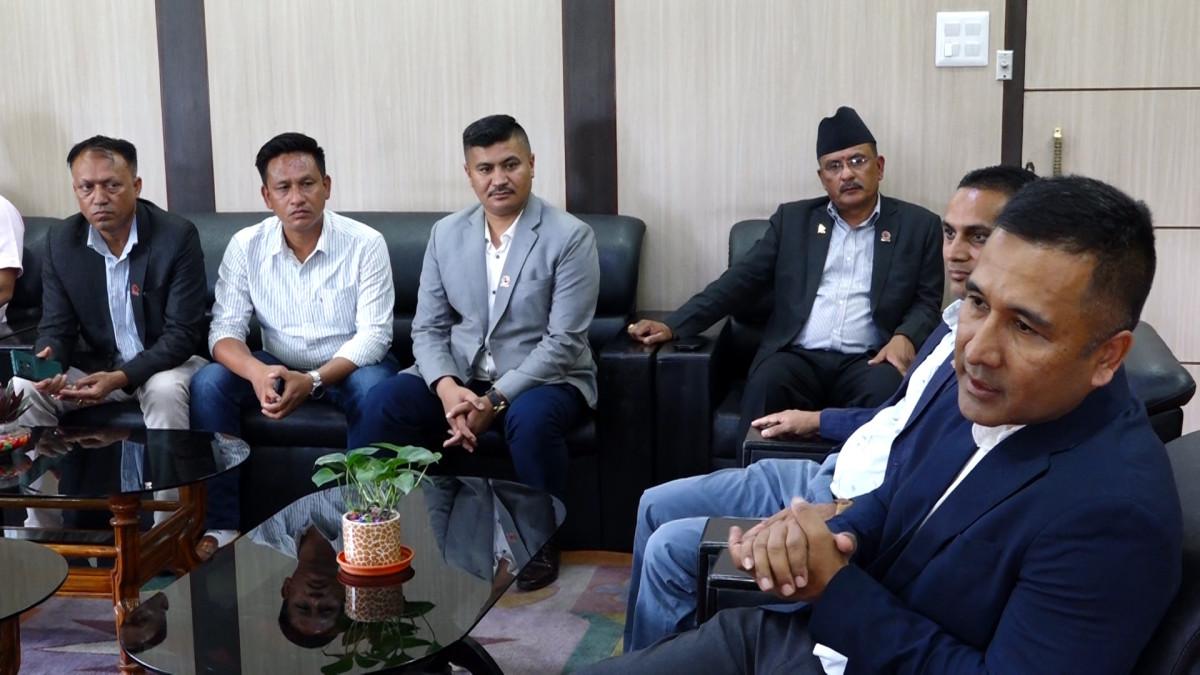 निर्माण व्यवसायी महासंघद्वारा मूल्य समायोजन र म्याद थपको माग