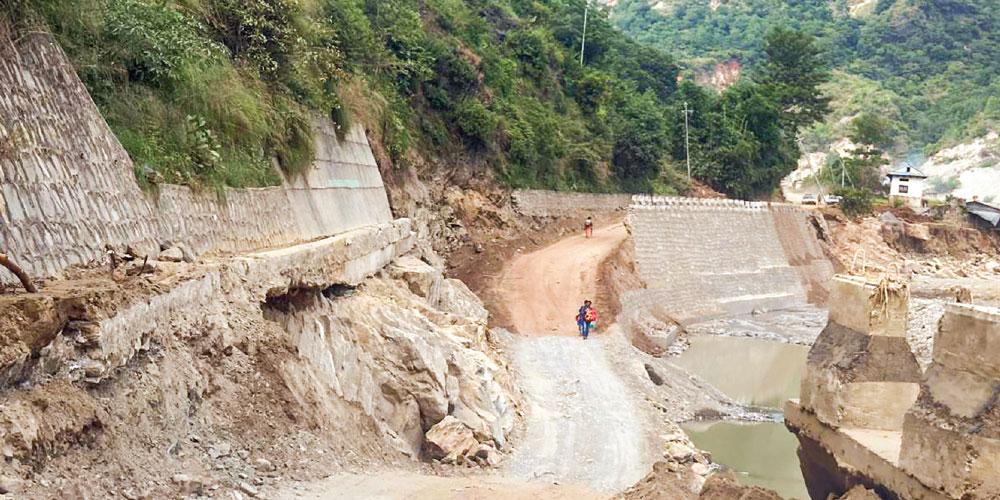 बिपी राजमार्गको पिप्ले–बर्खेखोला खण्डको स्थायी पुनर्निर्माण सुरु