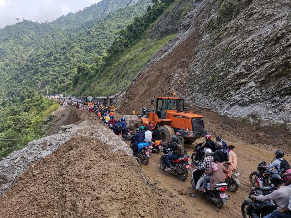 सञ्चालनमा आयो नारायणगढ-मुग्लिन सडक