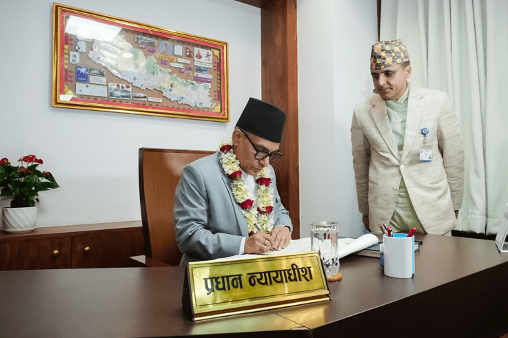 नवनियुक्त प्रधानन्यायाधीश डा शर्माद्वारा पदबहाली