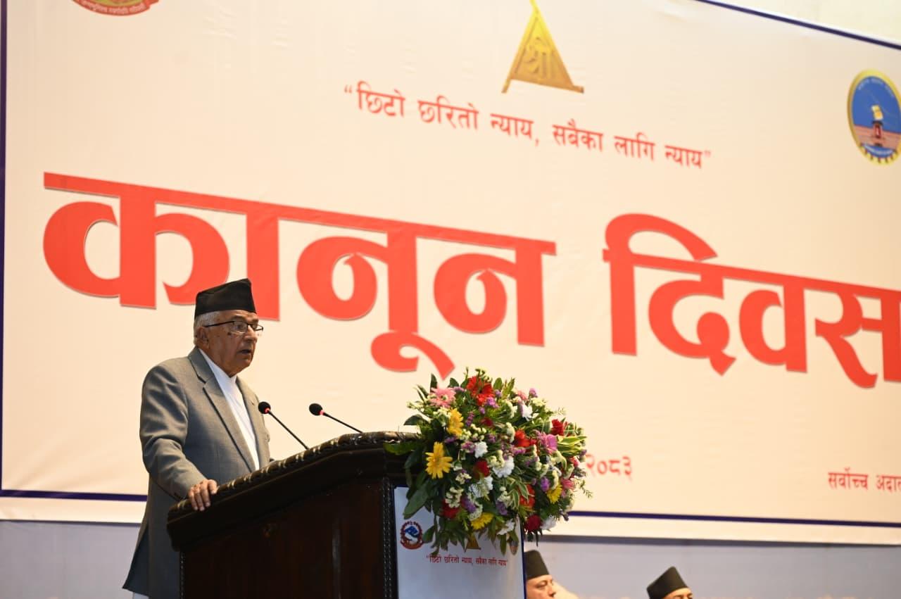 विधिद्वारा स्थापित पद्धति र परम्परा पालनामा तलमाथि हुन थाले मानव समाज भयभित हुनथाल्छ: राष्ट्रपति