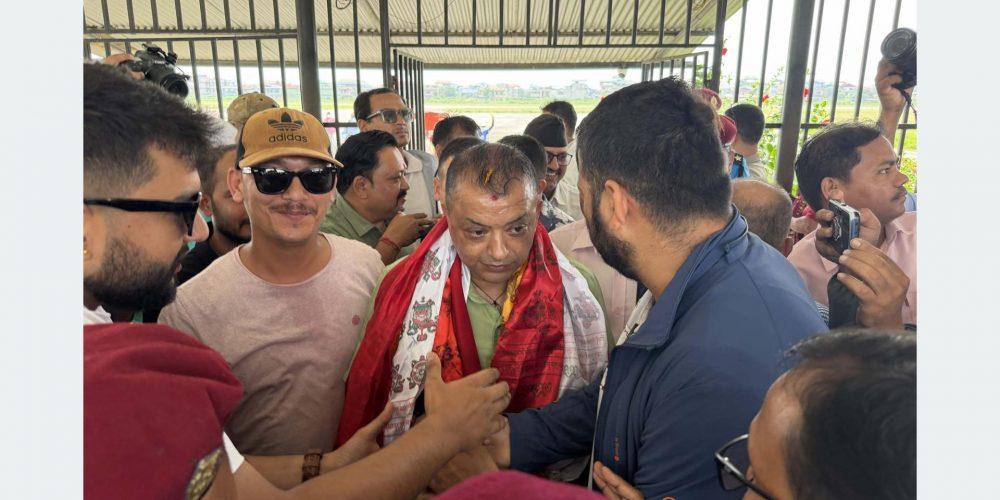 काँग्रेस सभापति थापा भरतपुरमा