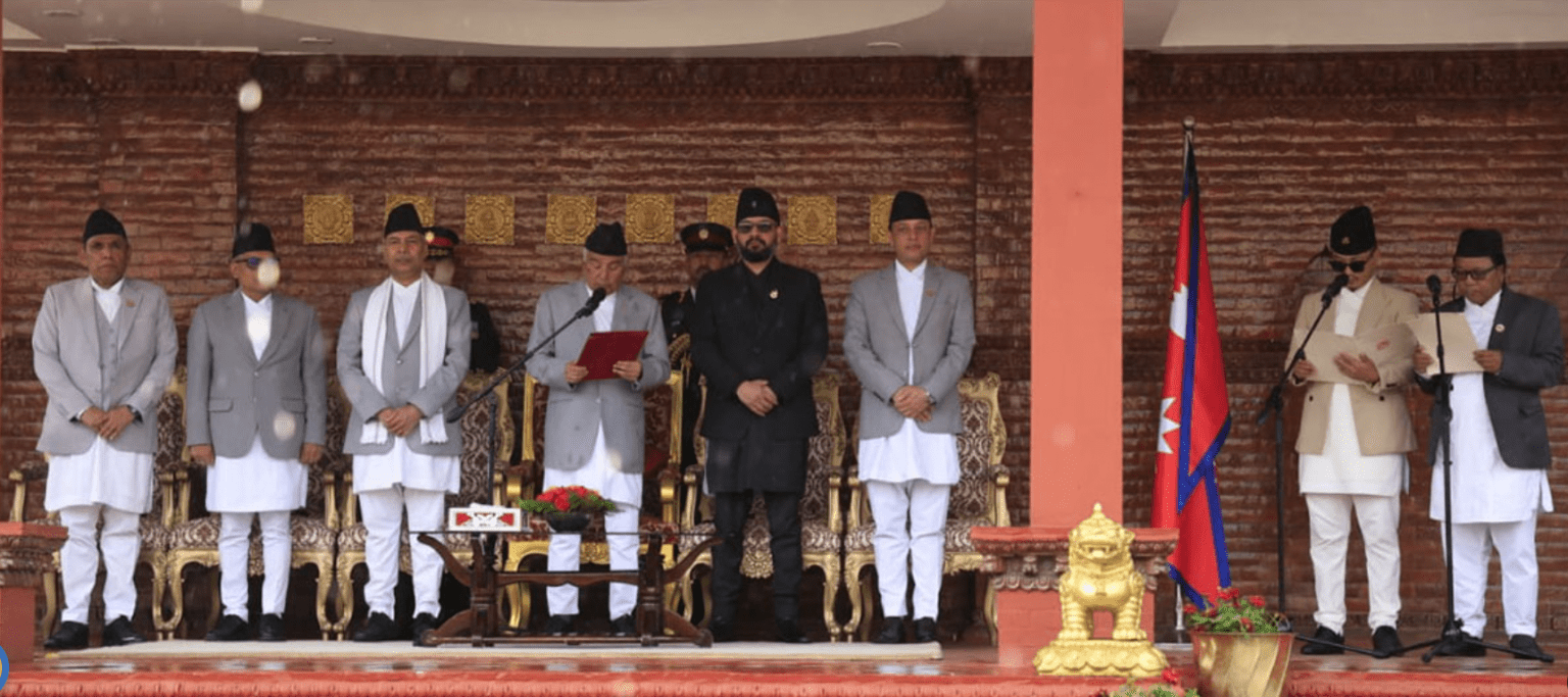 सुधन गुरुङ गृहमन्त्रीमा र नवप्रवर्तन मन्त्रीमा महावीर पुन नियुक्त