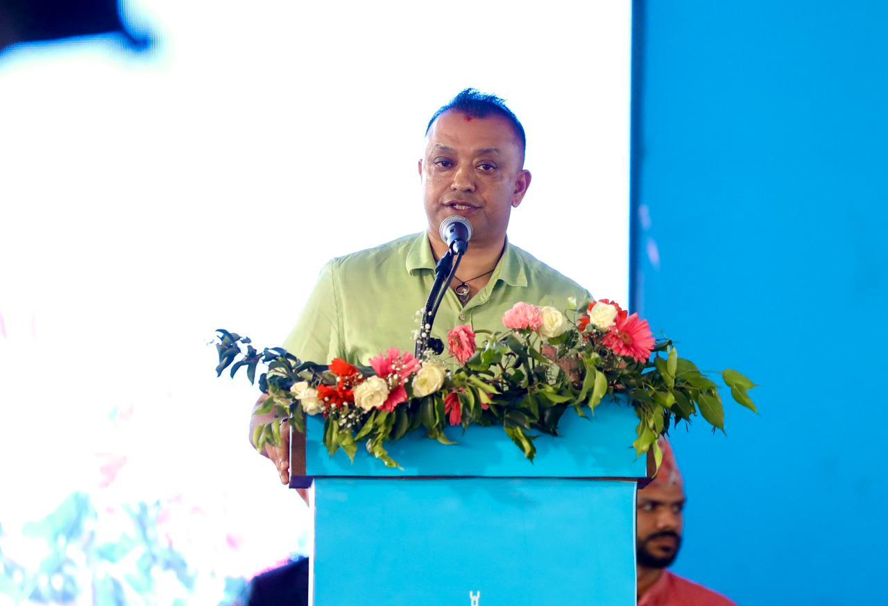 आफ्ना नेतालाई ‘भगवान्’ नबनाउन रास्वपाका कार्यकर्तालाई गगनको सुझाव